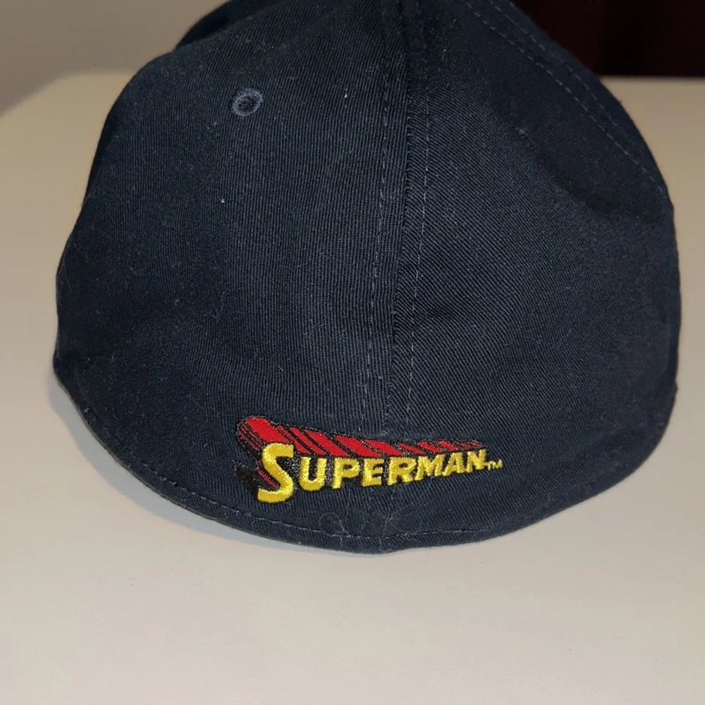 Superman red yellow blue hat - Picture 3 of 5
